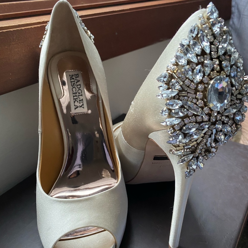 Badgley Mischka shoes